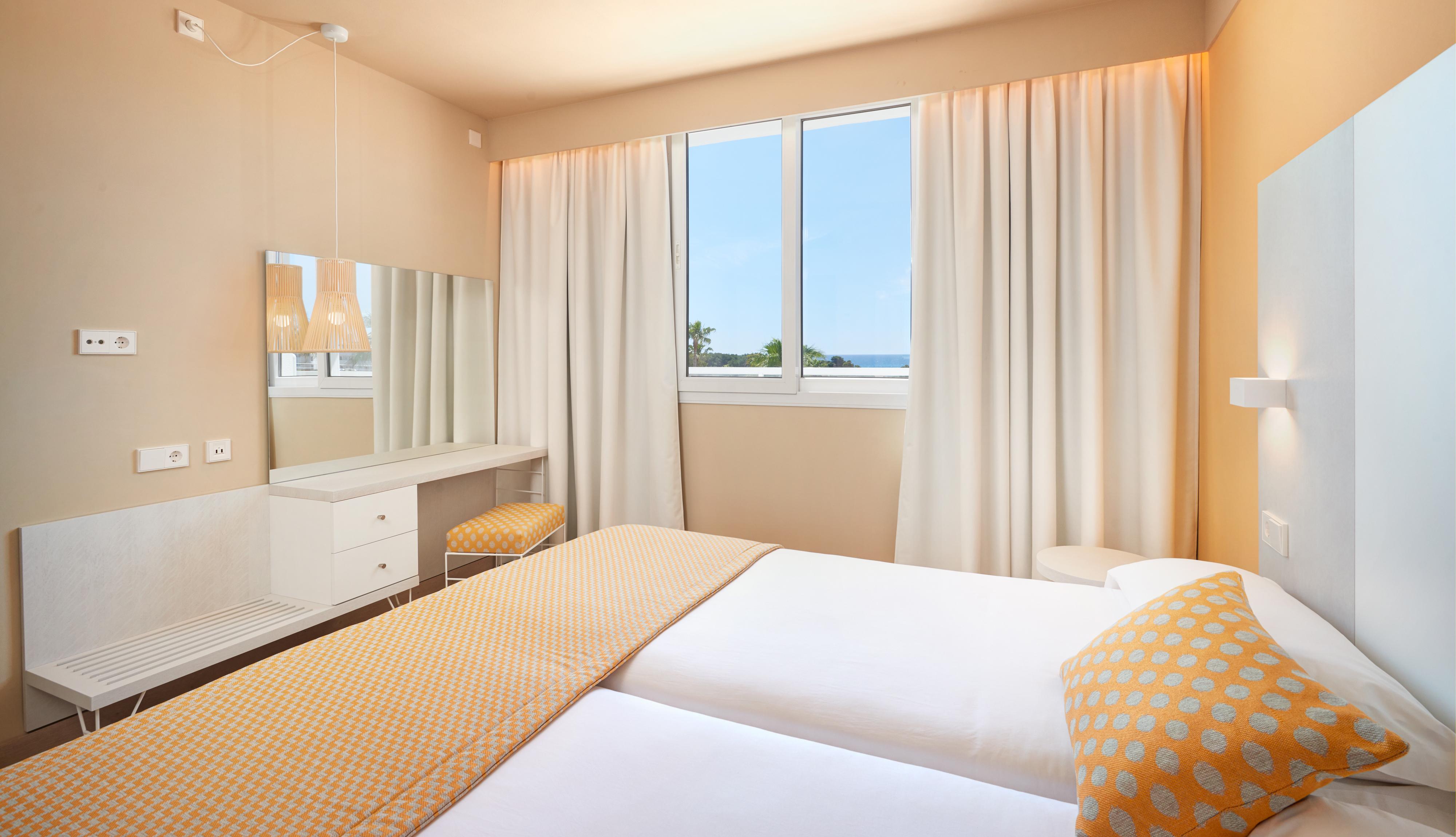 Protur Vista Badia Hotel Sa Coma  Ngoại thất bức ảnh