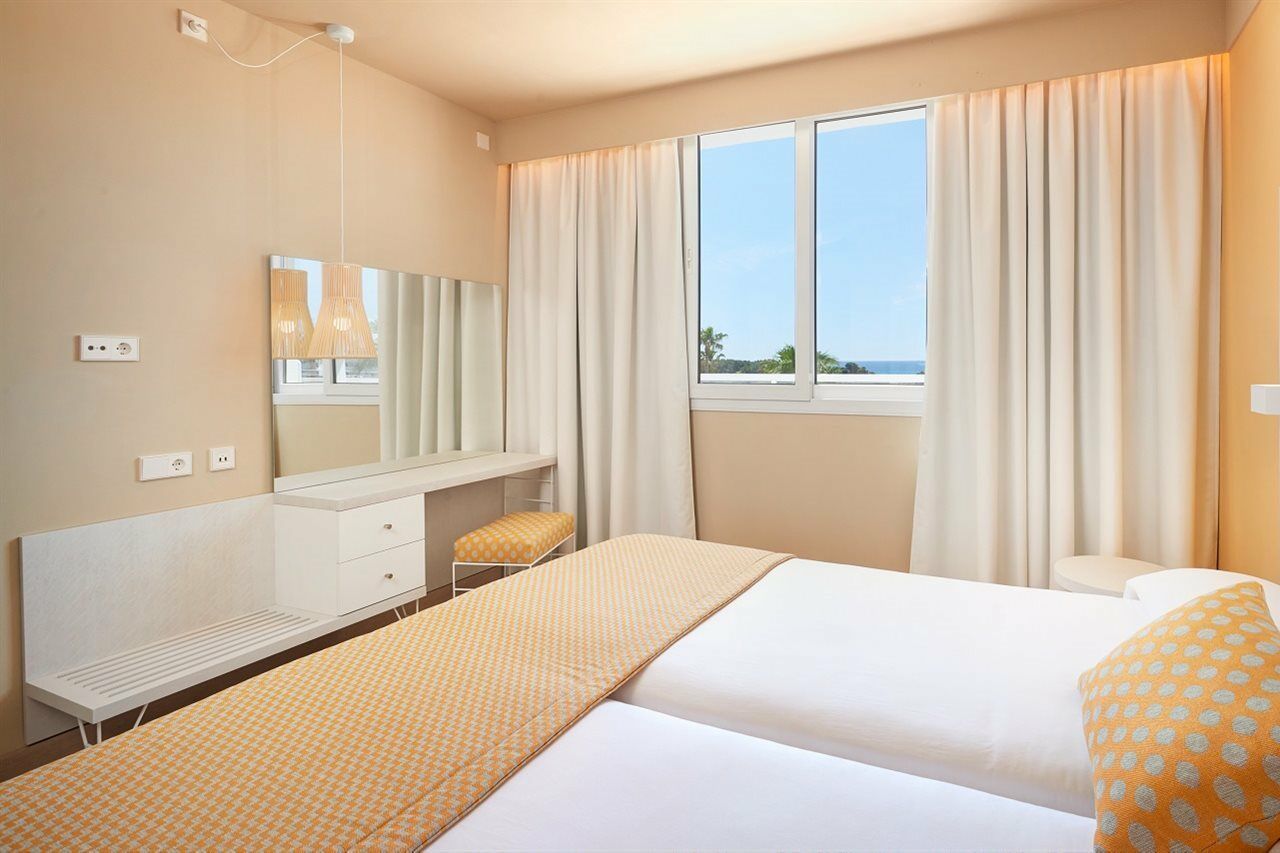 Protur Vista Badia Hotel Sa Coma  Ngoại thất bức ảnh